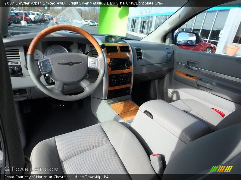 Bright Silver Metallic / Dark Slate Gray/Light Slate Gray 2007 Chrysler Aspen Limited 4WD