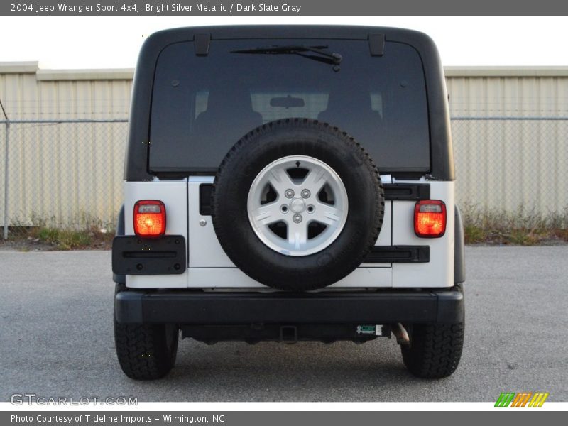 Bright Silver Metallic / Dark Slate Gray 2004 Jeep Wrangler Sport 4x4