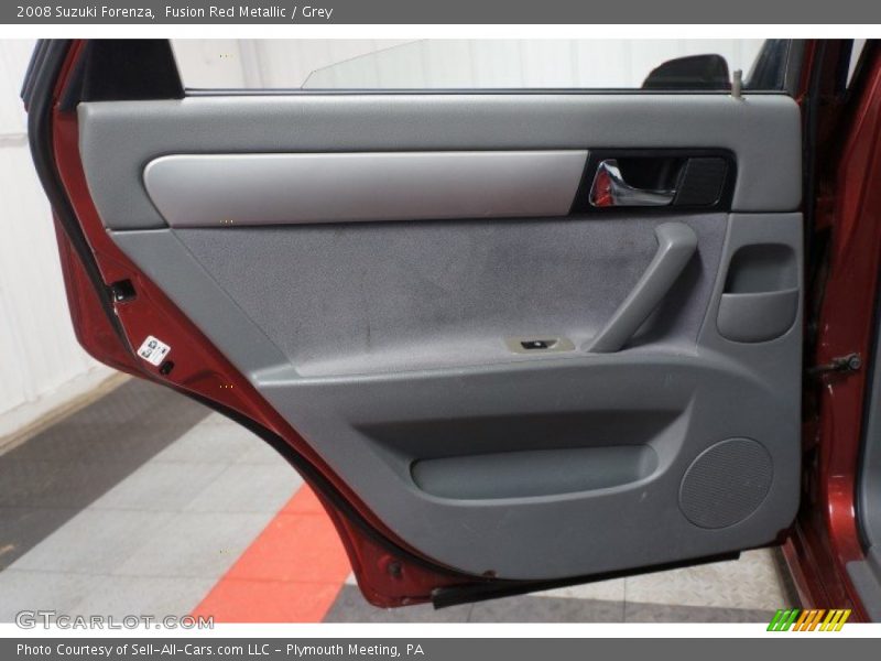 Fusion Red Metallic / Grey 2008 Suzuki Forenza