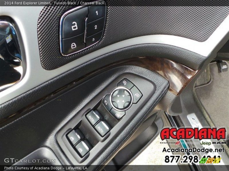 Tuxedo Black / Charcoal Black 2014 Ford Explorer Limited