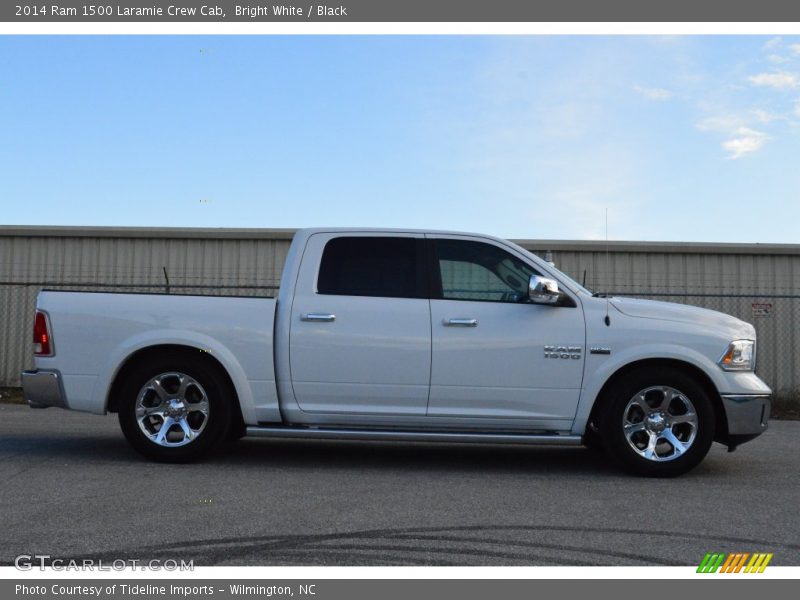 Bright White / Black 2014 Ram 1500 Laramie Crew Cab