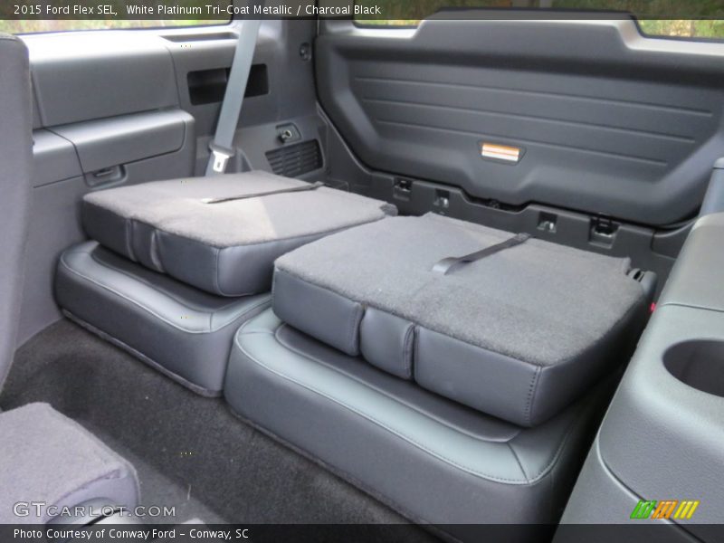 White Platinum Tri-Coat Metallic / Charcoal Black 2015 Ford Flex SEL