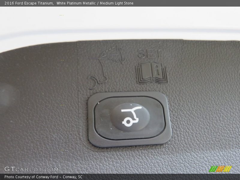 White Platinum Metallic / Medium Light Stone 2016 Ford Escape Titanium