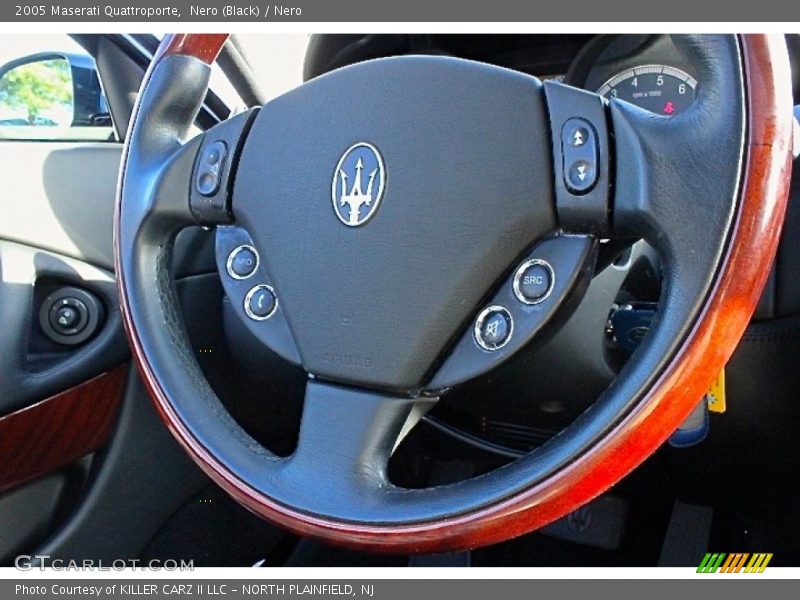 Nero (Black) / Nero 2005 Maserati Quattroporte