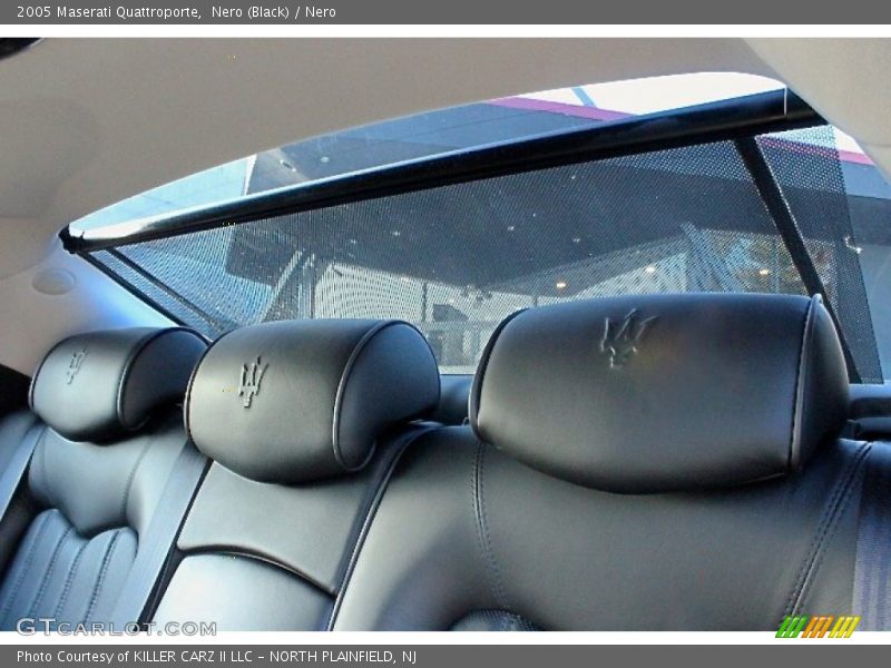 Nero (Black) / Nero 2005 Maserati Quattroporte