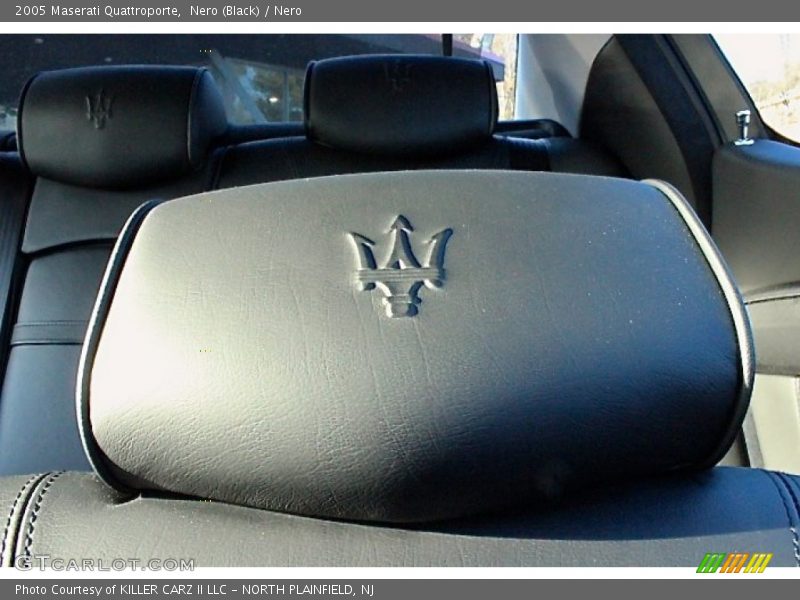 Nero (Black) / Nero 2005 Maserati Quattroporte