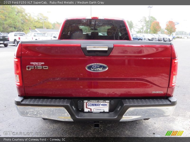 Ruby Red Metallic / Medium Earth Gray 2015 Ford F150 XLT SuperCab
