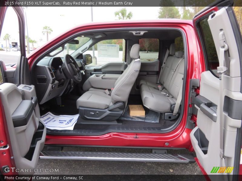 Ruby Red Metallic / Medium Earth Gray 2015 Ford F150 XLT SuperCab