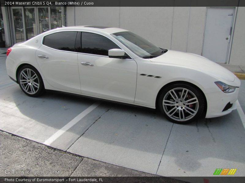 Bianco (White) / Cuoio 2014 Maserati Ghibli S Q4