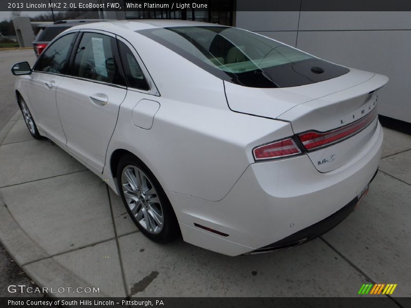White Platinum / Light Dune 2013 Lincoln MKZ 2.0L EcoBoost FWD