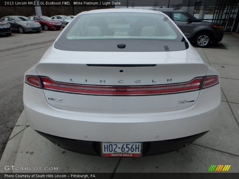 White Platinum / Light Dune 2013 Lincoln MKZ 2.0L EcoBoost FWD