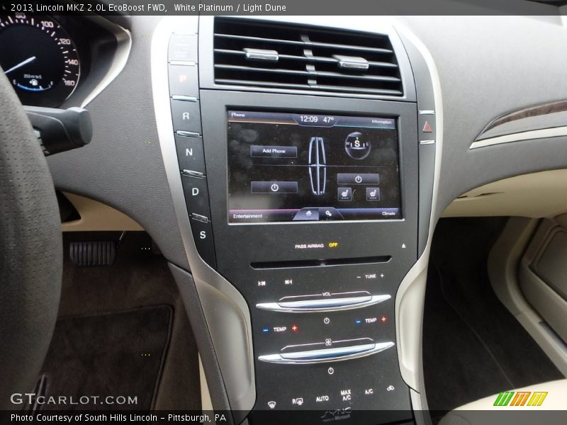 White Platinum / Light Dune 2013 Lincoln MKZ 2.0L EcoBoost FWD