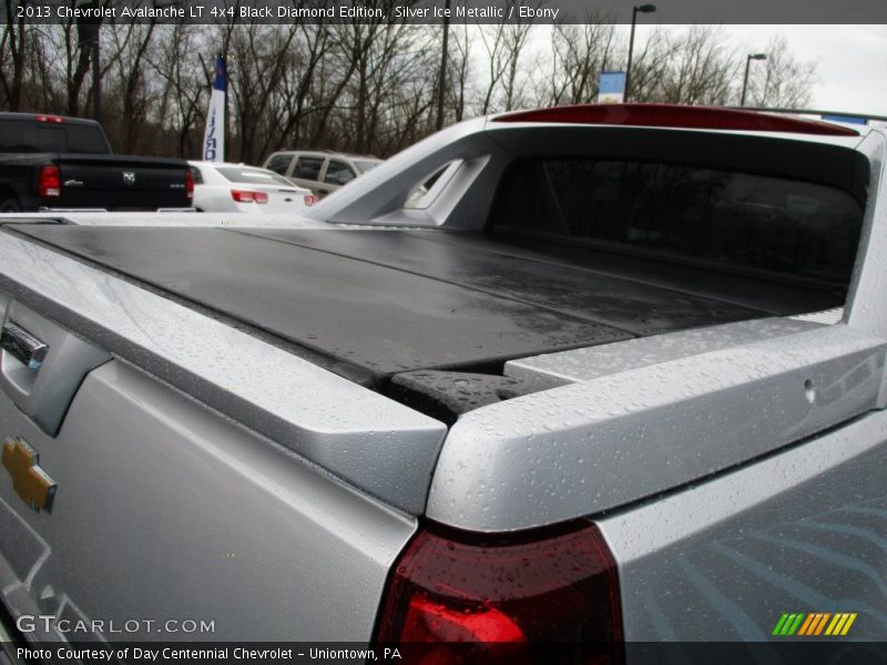 Silver Ice Metallic / Ebony 2013 Chevrolet Avalanche LT 4x4 Black Diamond Edition