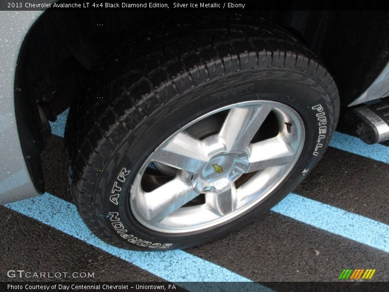 Silver Ice Metallic / Ebony 2013 Chevrolet Avalanche LT 4x4 Black Diamond Edition