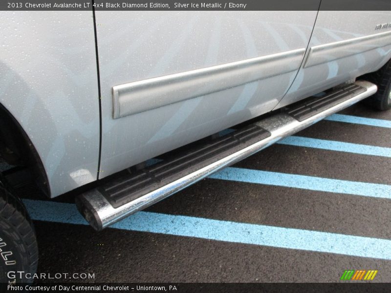 Silver Ice Metallic / Ebony 2013 Chevrolet Avalanche LT 4x4 Black Diamond Edition