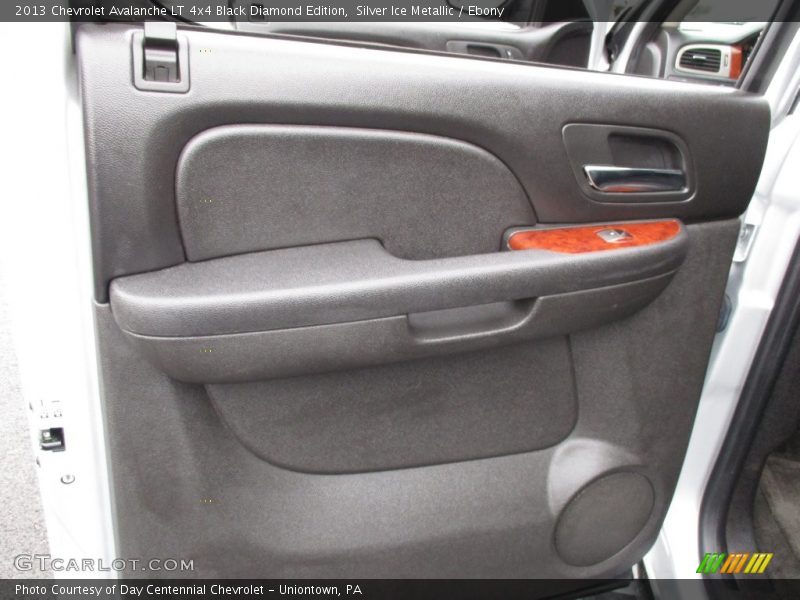 Silver Ice Metallic / Ebony 2013 Chevrolet Avalanche LT 4x4 Black Diamond Edition