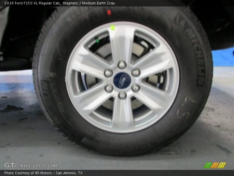 Magnetic / Medium Earth Gray 2016 Ford F150 XL Regular Cab