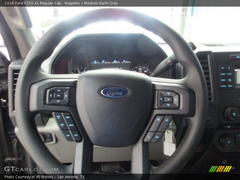 Magnetic / Medium Earth Gray 2016 Ford F150 XL Regular Cab