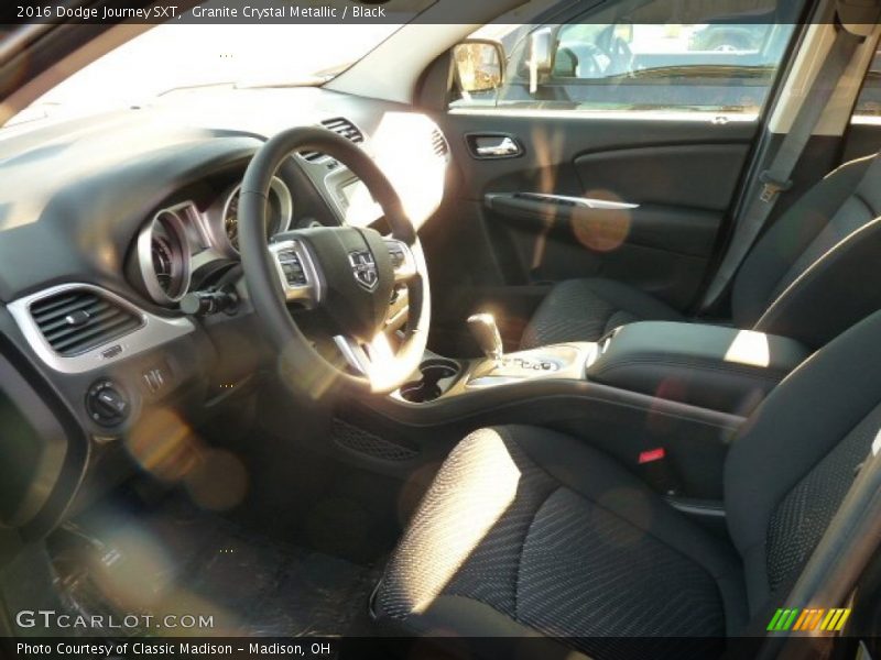 Granite Crystal Metallic / Black 2016 Dodge Journey SXT