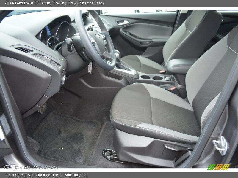 Sterling Gray / Charcoal Black 2014 Ford Focus SE Sedan