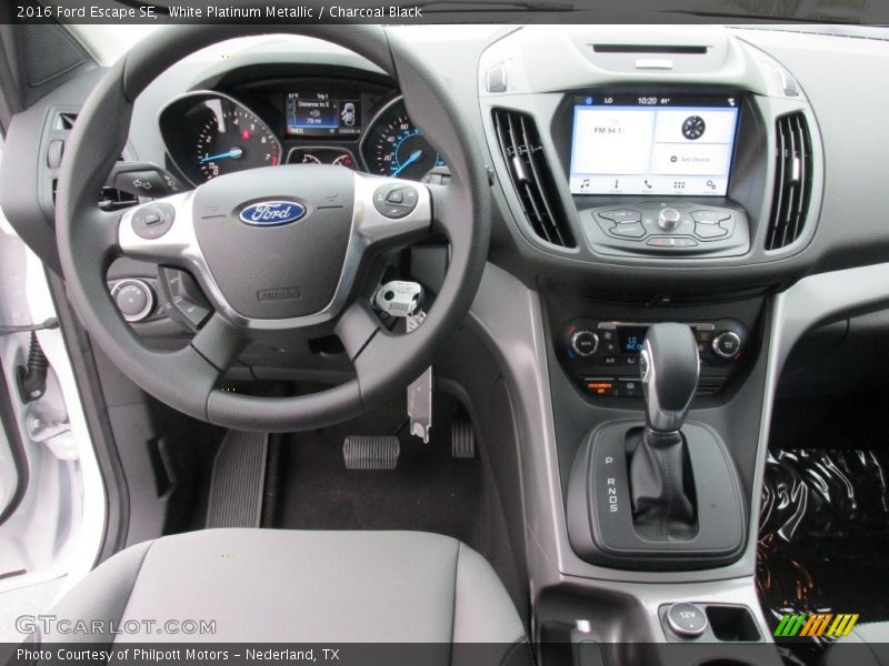 White Platinum Metallic / Charcoal Black 2016 Ford Escape SE