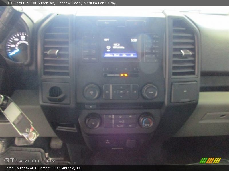 Shadow Black / Medium Earth Gray 2016 Ford F150 XL SuperCab