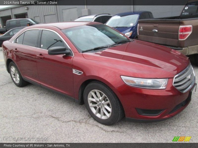 Sunset / Dune 2014 Ford Taurus SE