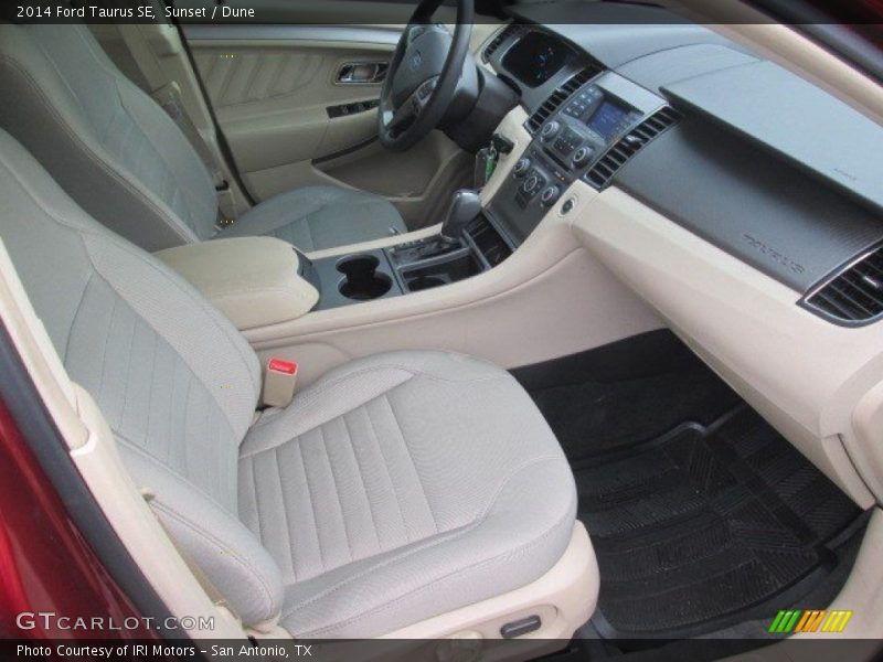 Sunset / Dune 2014 Ford Taurus SE