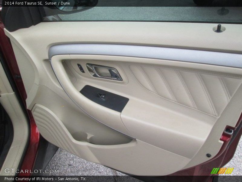 Sunset / Dune 2014 Ford Taurus SE