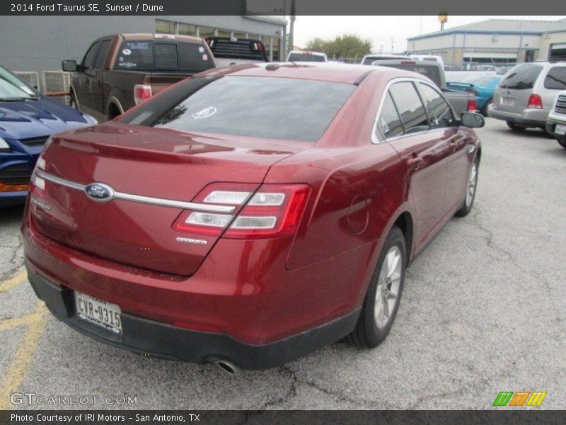 Sunset / Dune 2014 Ford Taurus SE