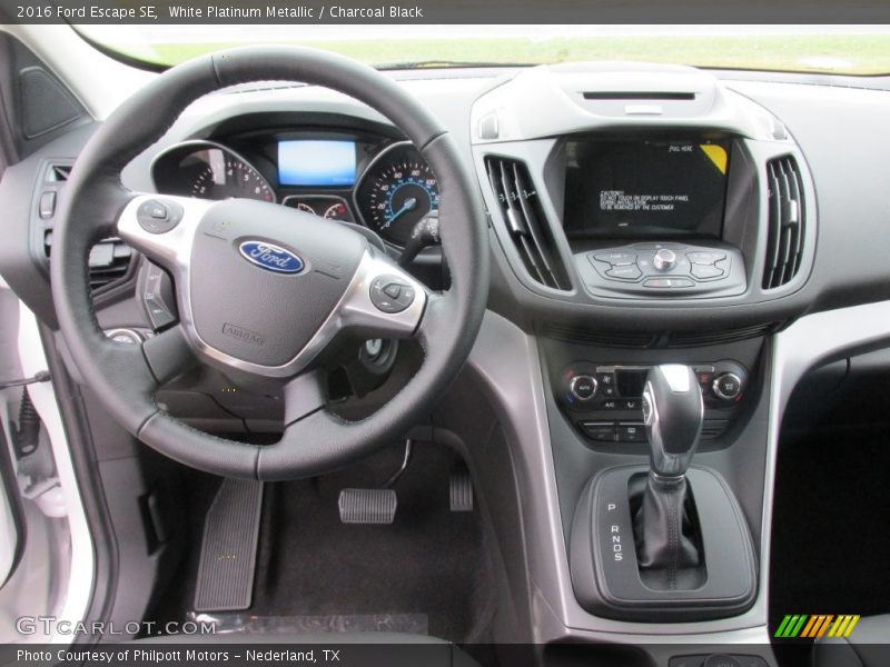 White Platinum Metallic / Charcoal Black 2016 Ford Escape SE