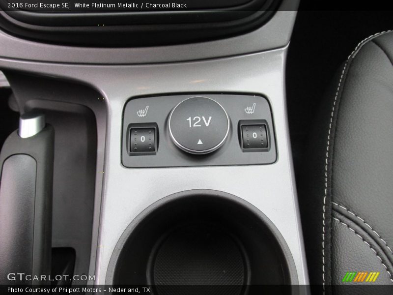 White Platinum Metallic / Charcoal Black 2016 Ford Escape SE