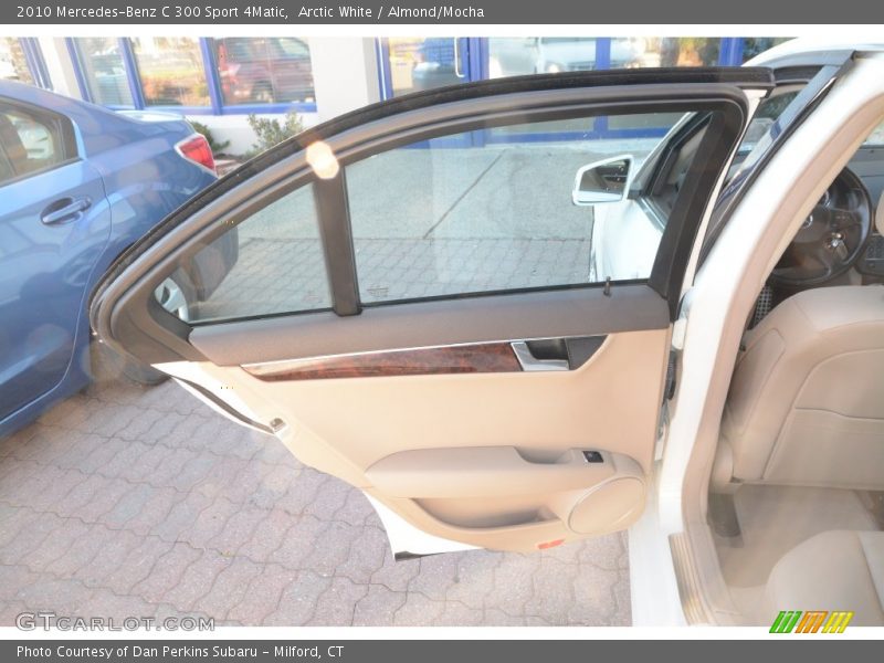 Arctic White / Almond/Mocha 2010 Mercedes-Benz C 300 Sport 4Matic