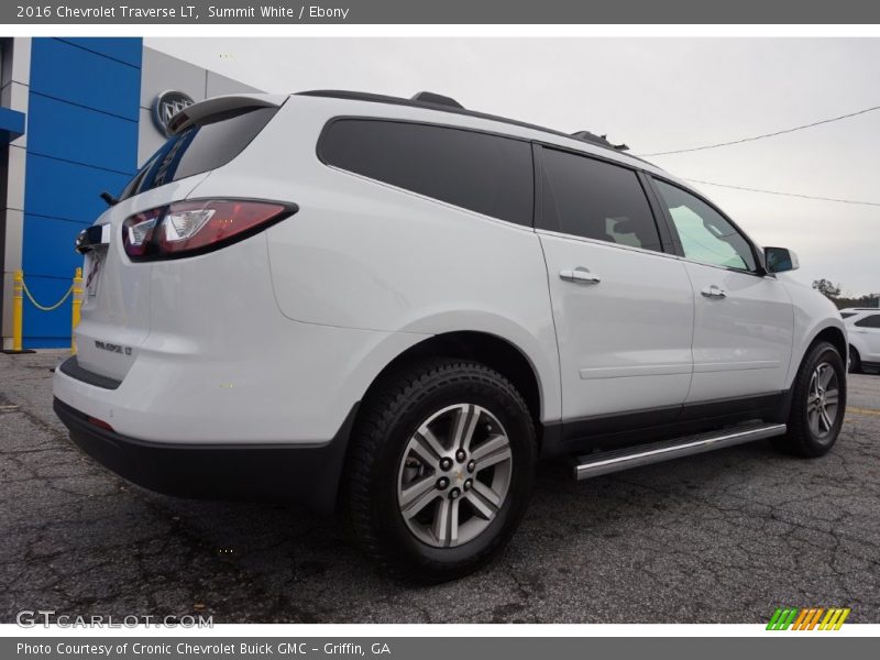 Summit White / Ebony 2016 Chevrolet Traverse LT