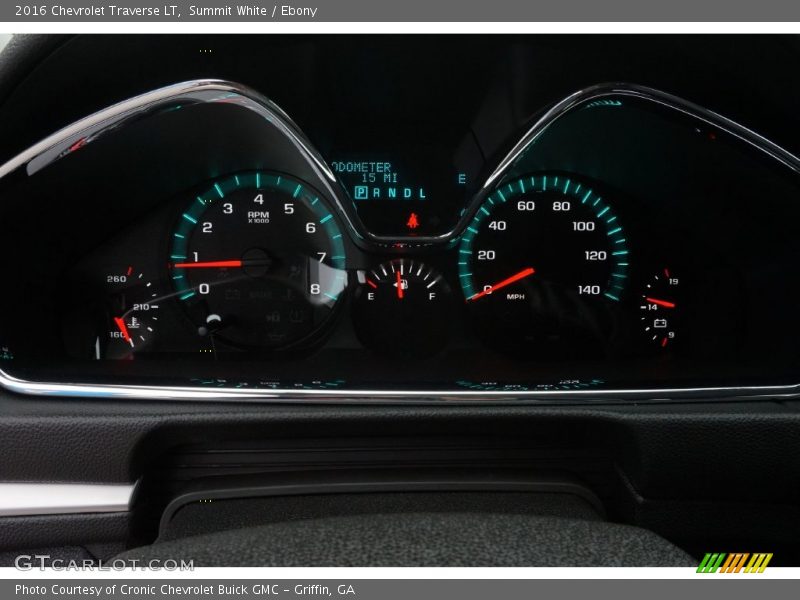 Summit White / Ebony 2016 Chevrolet Traverse LT