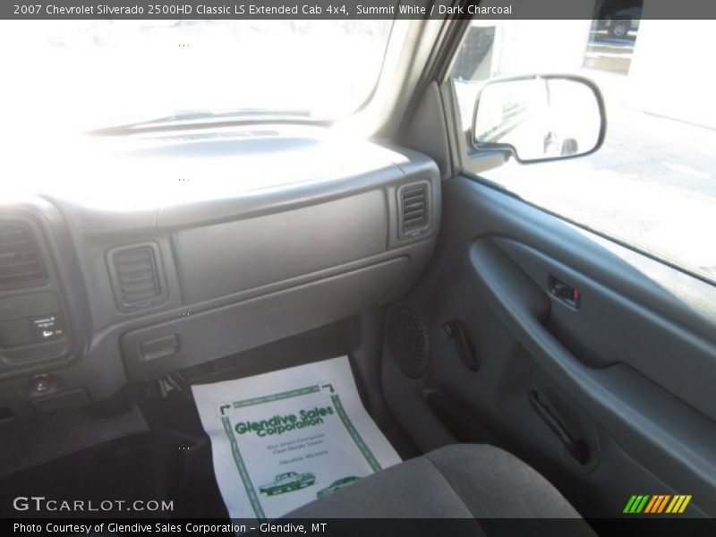 Summit White / Dark Charcoal 2007 Chevrolet Silverado 2500HD Classic LS Extended Cab 4x4