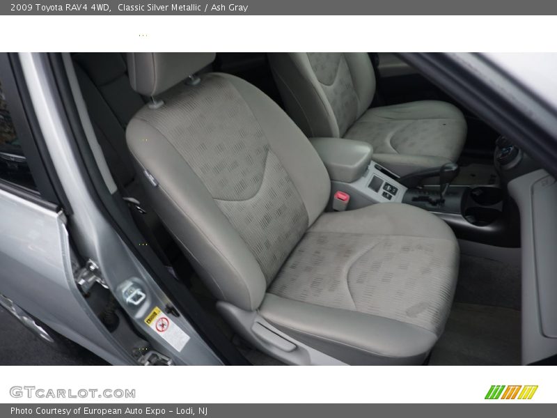 Classic Silver Metallic / Ash Gray 2009 Toyota RAV4 4WD
