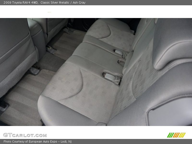Classic Silver Metallic / Ash Gray 2009 Toyota RAV4 4WD