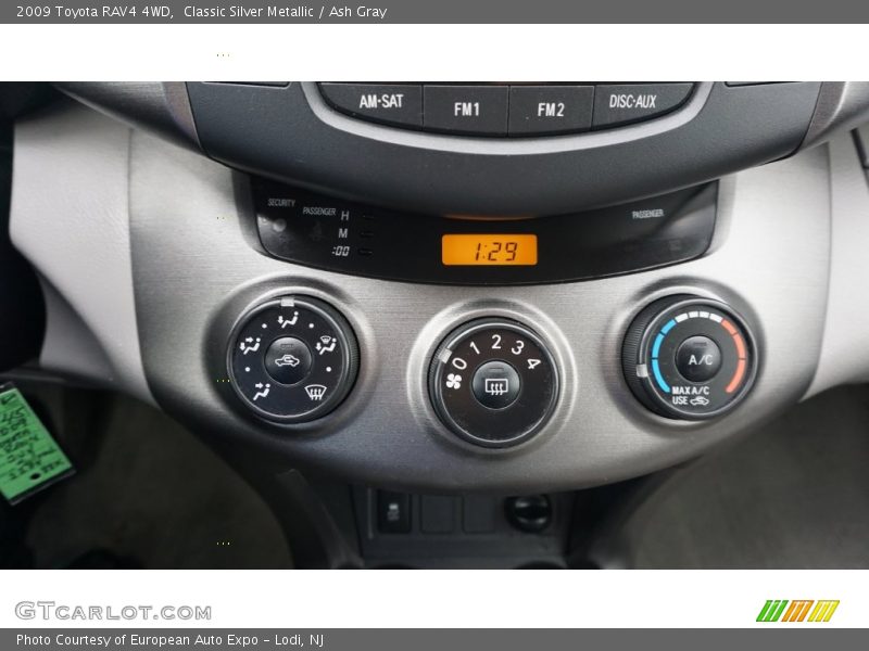 Classic Silver Metallic / Ash Gray 2009 Toyota RAV4 4WD