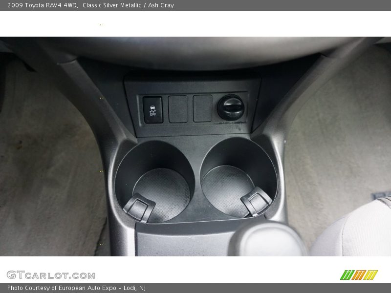 Classic Silver Metallic / Ash Gray 2009 Toyota RAV4 4WD