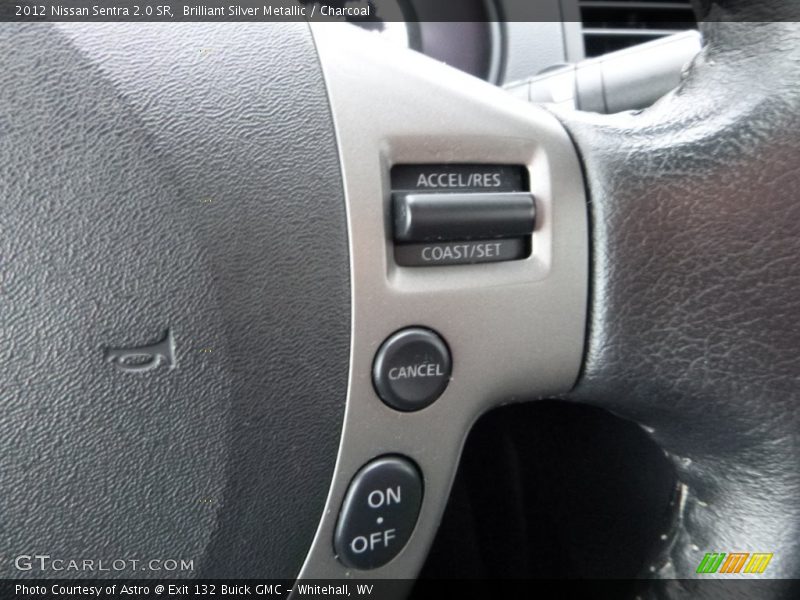 Brilliant Silver Metallic / Charcoal 2012 Nissan Sentra 2.0 SR