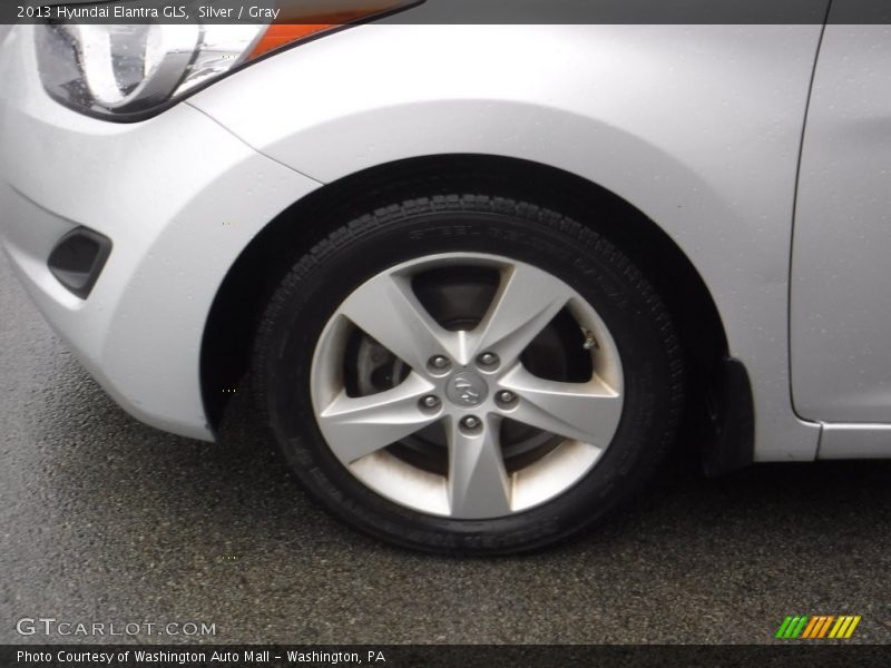 Silver / Gray 2013 Hyundai Elantra GLS