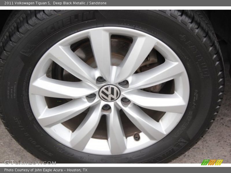 Deep Black Metallic / Sandstone 2011 Volkswagen Tiguan S