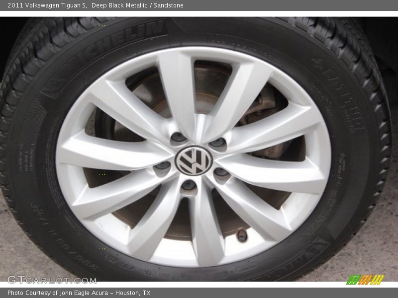 Deep Black Metallic / Sandstone 2011 Volkswagen Tiguan S