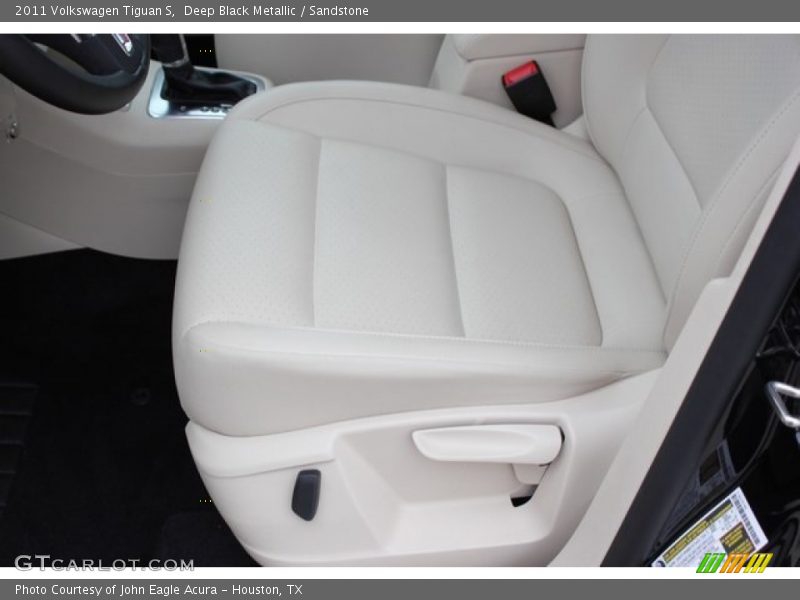 Deep Black Metallic / Sandstone 2011 Volkswagen Tiguan S