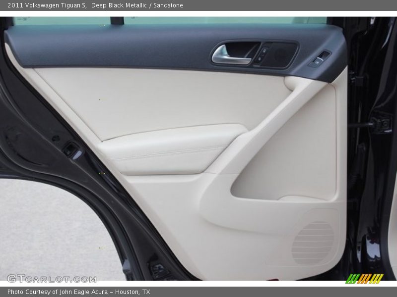 Deep Black Metallic / Sandstone 2011 Volkswagen Tiguan S