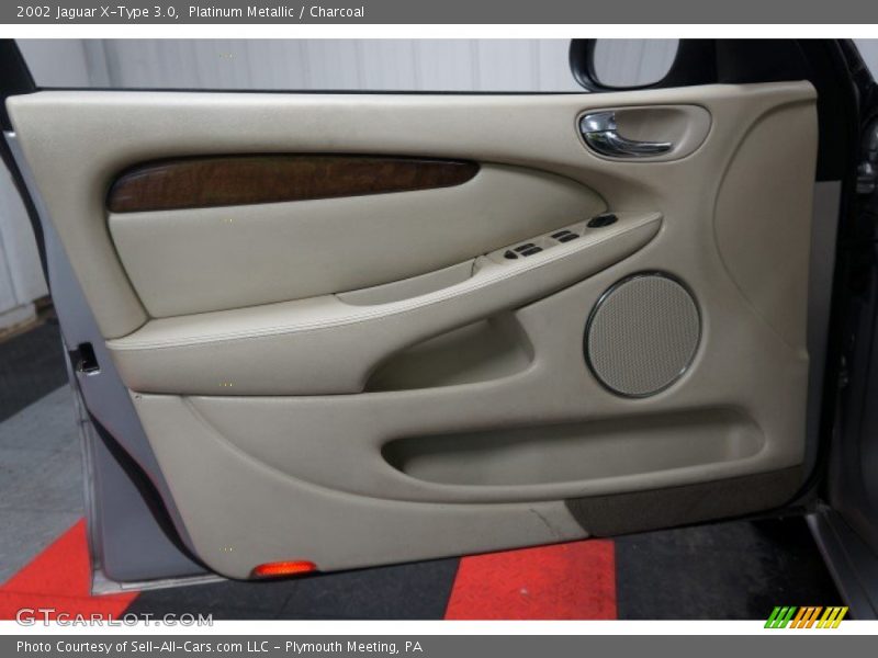 Platinum Metallic / Charcoal 2002 Jaguar X-Type 3.0