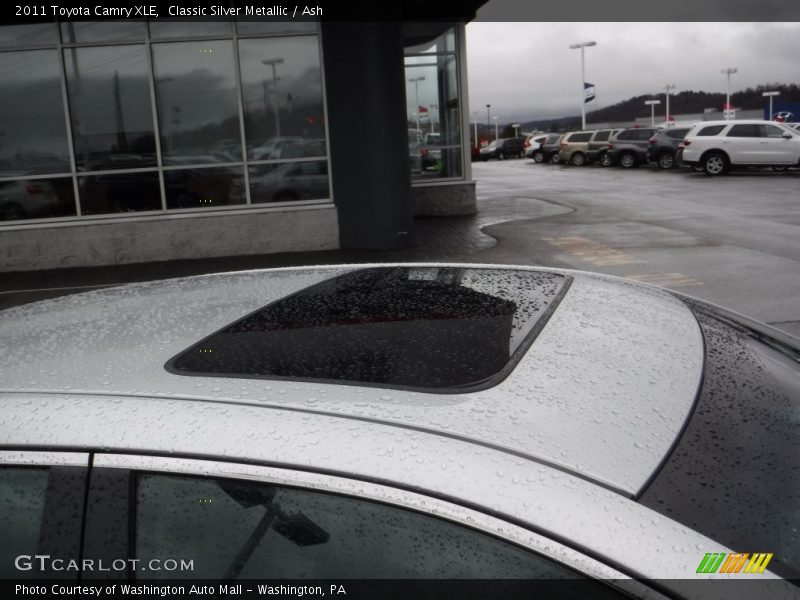 Classic Silver Metallic / Ash 2011 Toyota Camry XLE