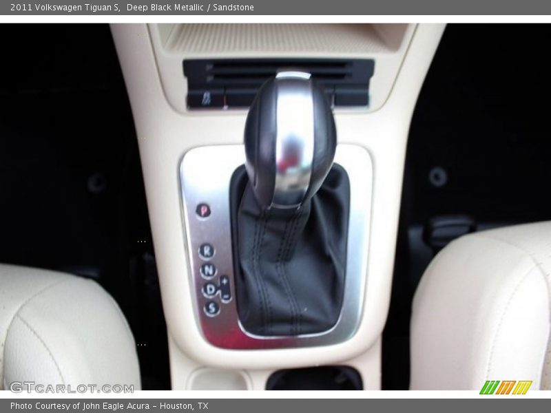 Deep Black Metallic / Sandstone 2011 Volkswagen Tiguan S