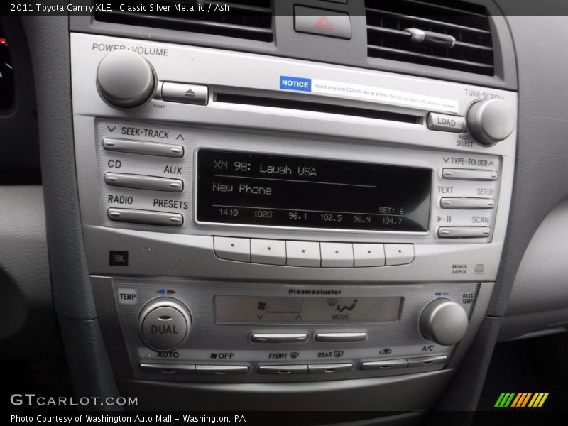 Classic Silver Metallic / Ash 2011 Toyota Camry XLE